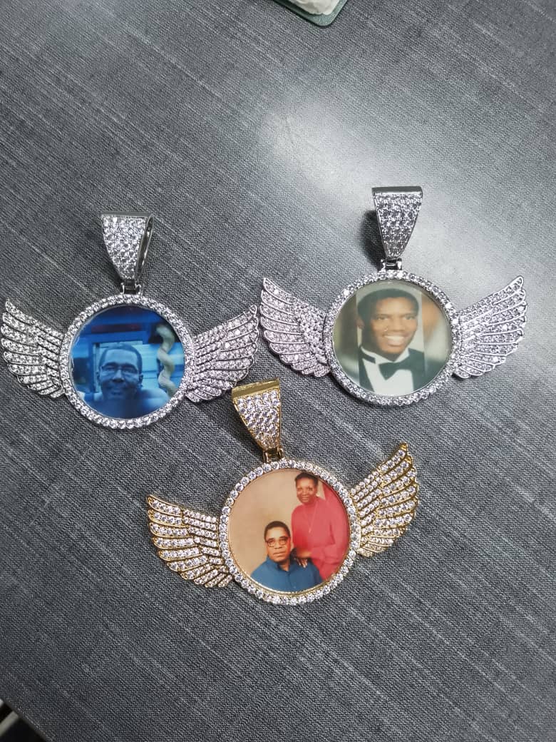 Loving Pendant